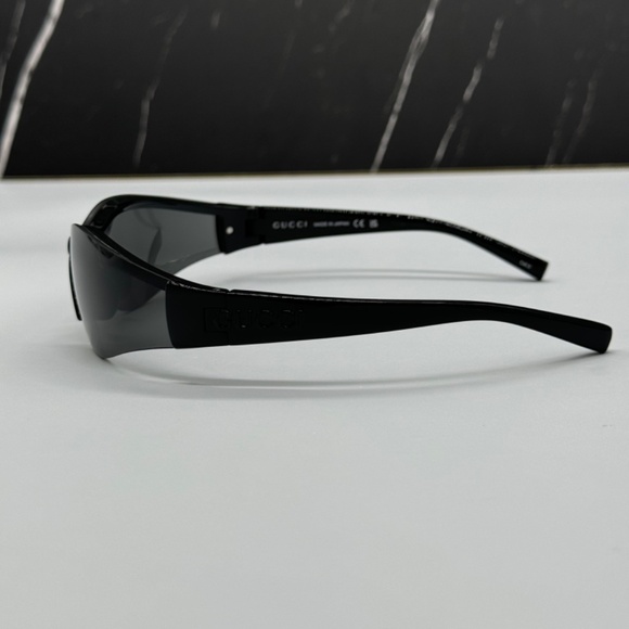 NEW GG1651S 001 GUCCI BLACK GREY GEOMETRIC UNISEX GUCCI SUNGLASSES - Picture 6 of 12